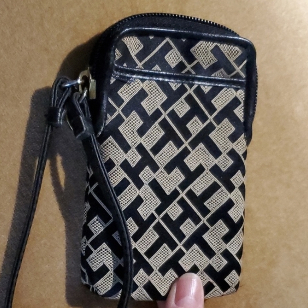 Tommy Hilfiger Black and Gold Patterned Wristlet